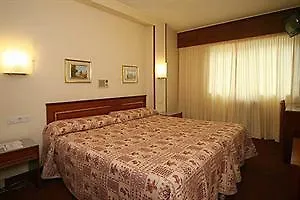 Rey Fernando 2* Santiago de Compostela